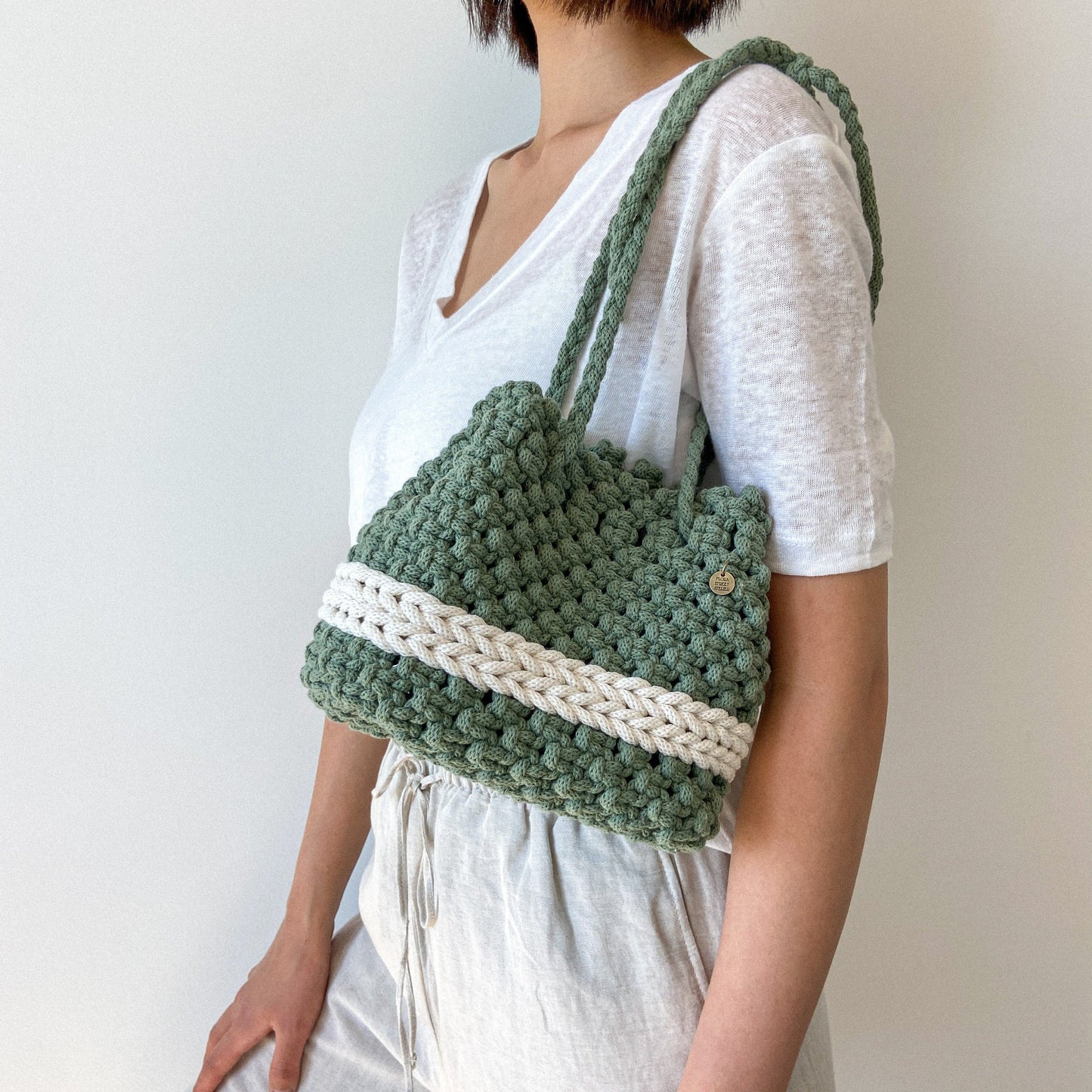 Flora Street Atelier Handmade Macrame Bag "Mood" Macrame bucket Bag with an Adjustable Strap