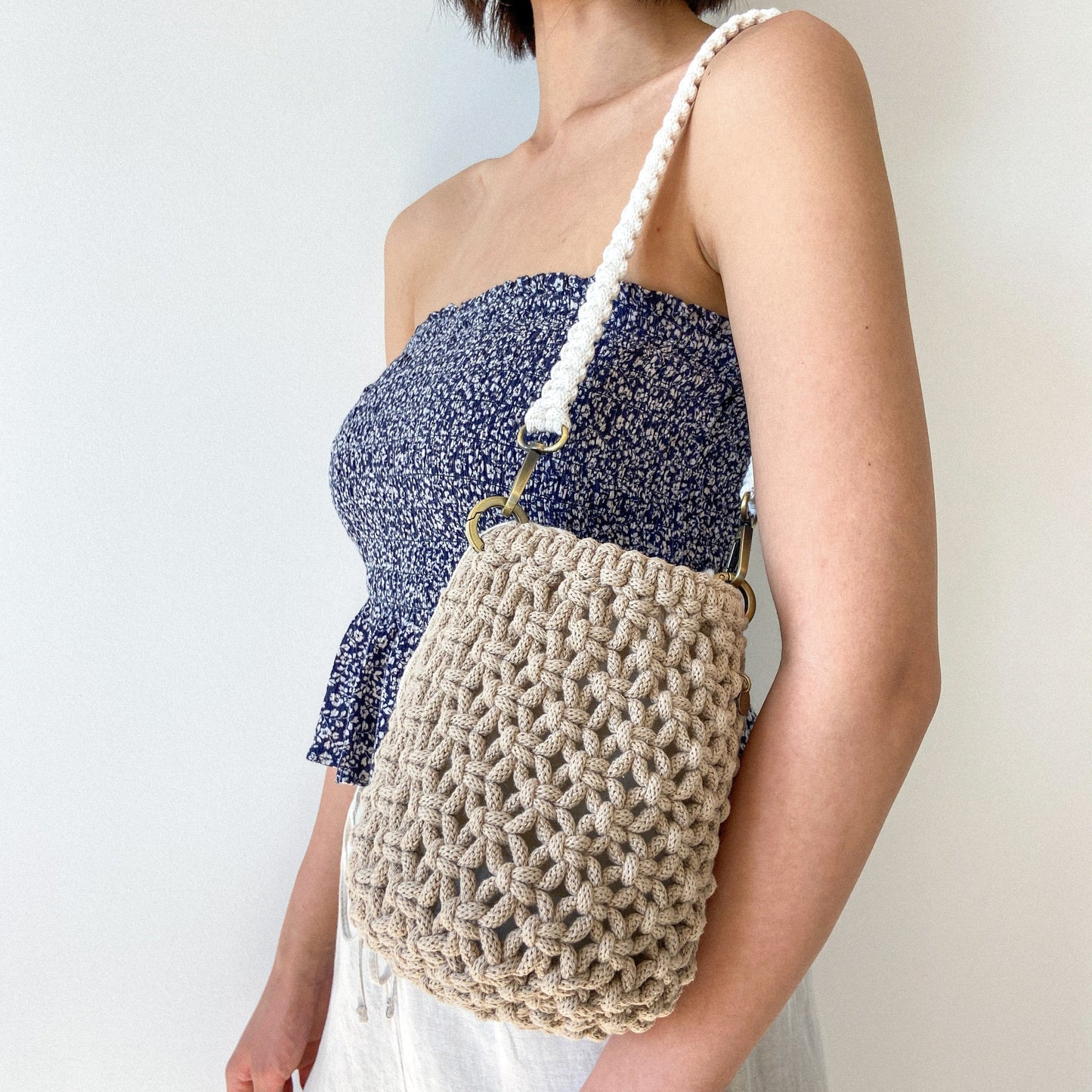 Flora Street Atelier Handmade Macrame Bag "Oak Barrel" Macrame Basket Bag with a Shoulder Strap