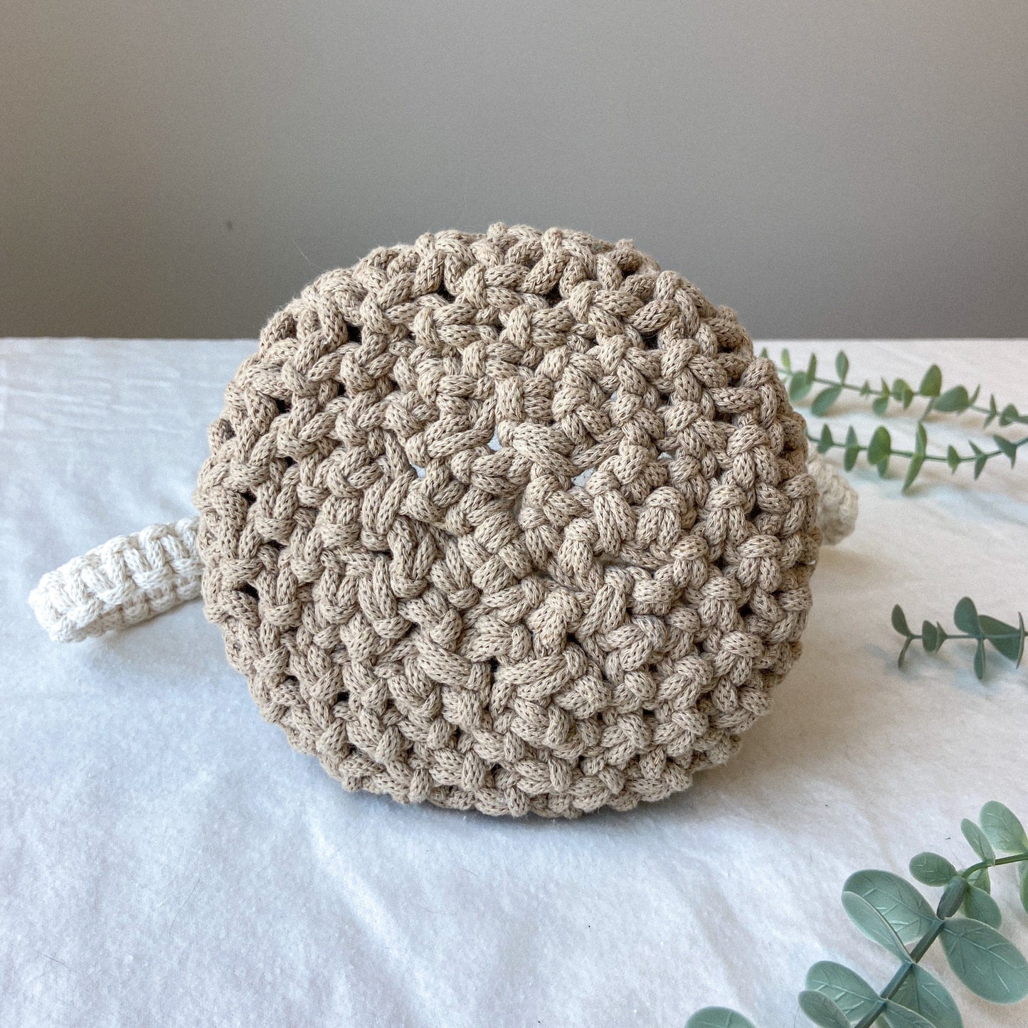 Flora Street Atelier Handmade Macrame Bag "Oak Barrel" Macrame Basket Bag with a Shoulder Strap